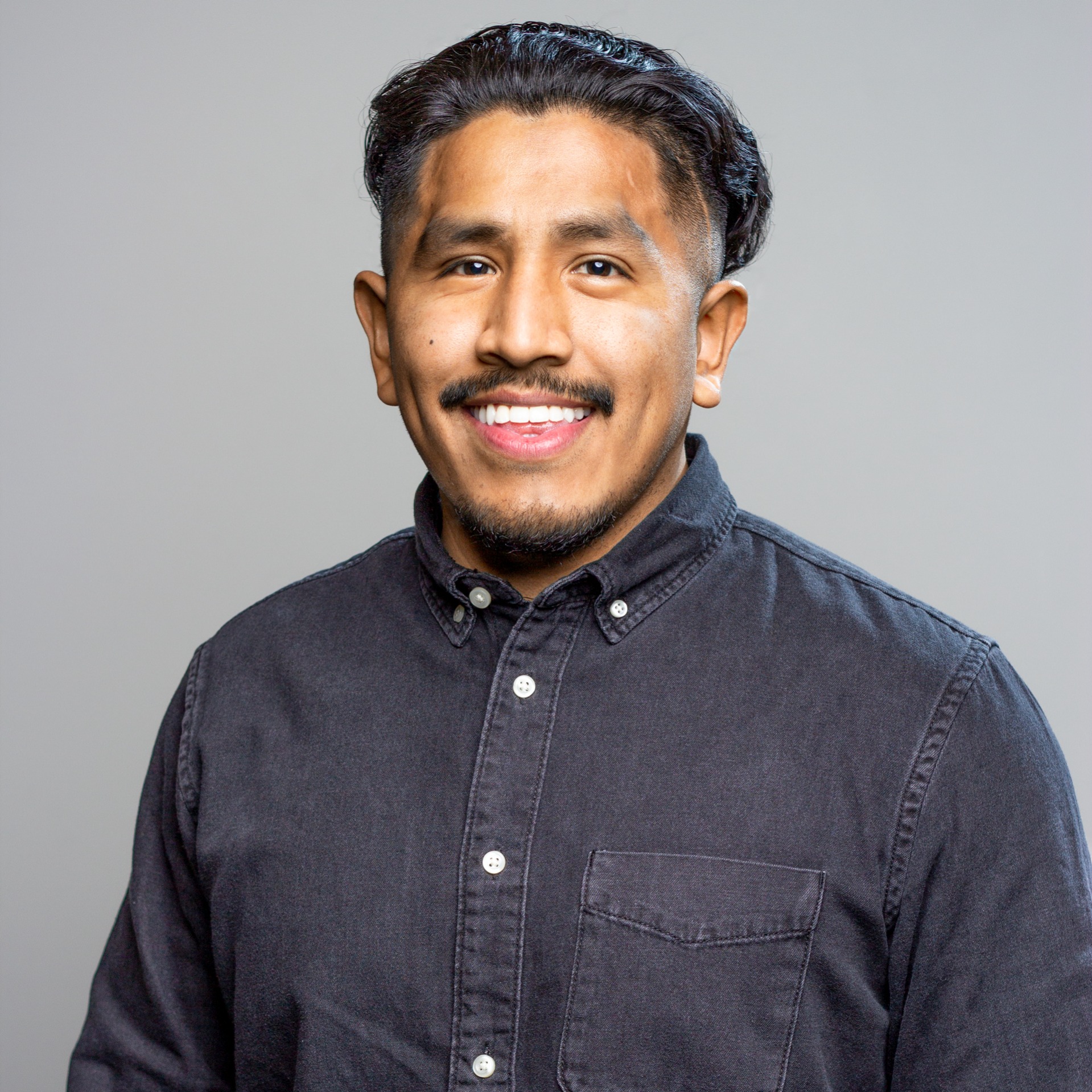 Luis Godinez picture